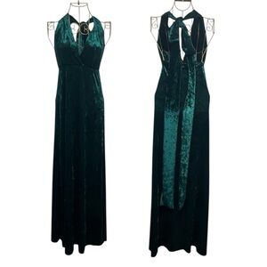 LULU’S Green Velvet Halter Maxi Dress Style D16950CVT Size XS